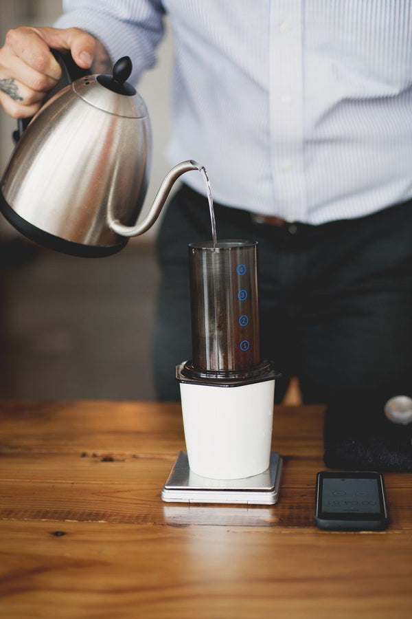 Aeropress geleneksel metot adımı 1